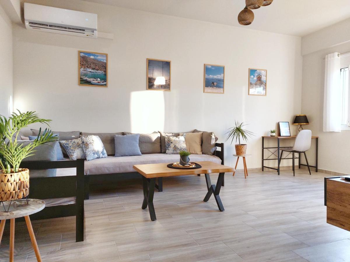 Holiday House Heraklion Deluxe 外观 照片