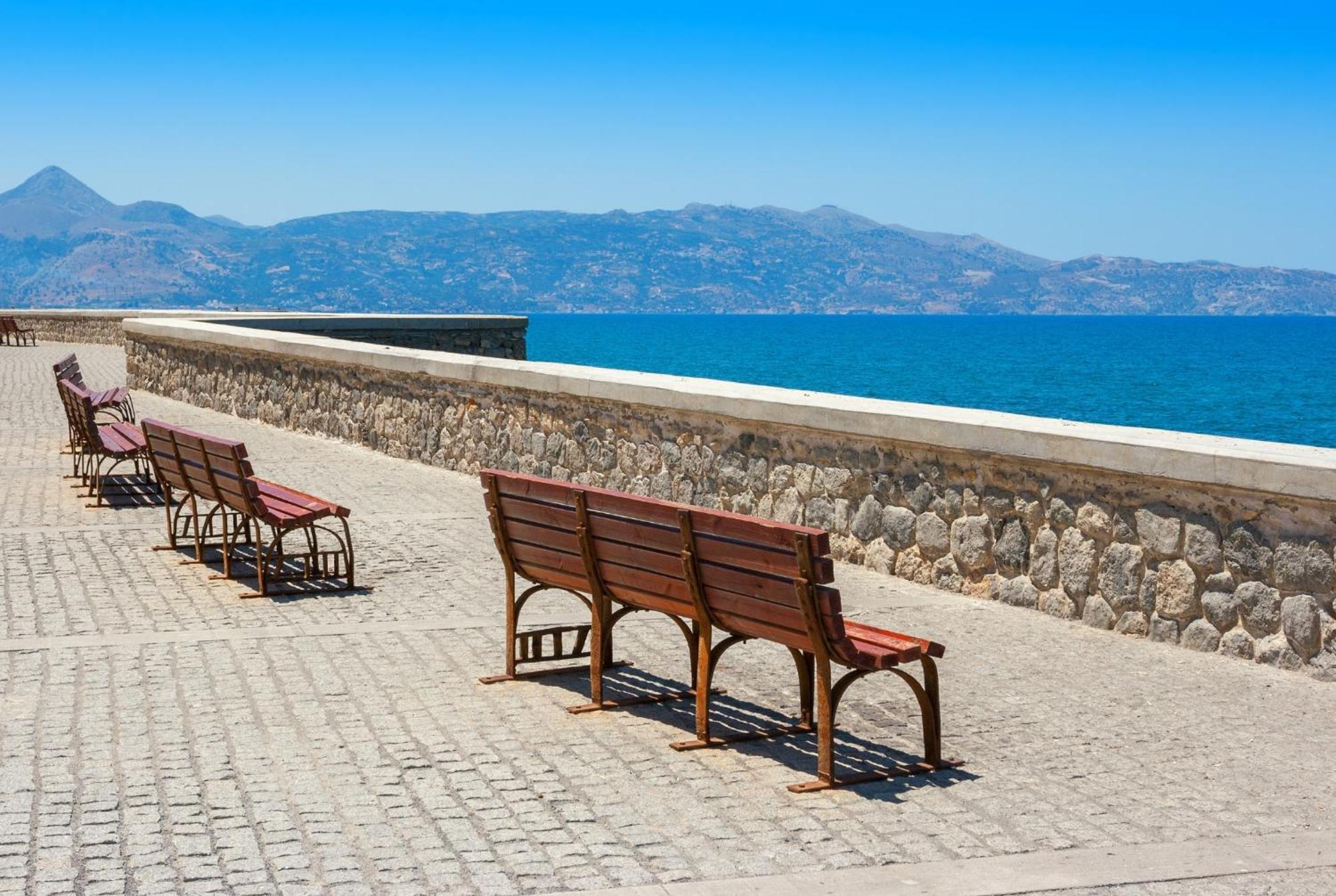 Holiday House Heraklion Deluxe 外观 照片